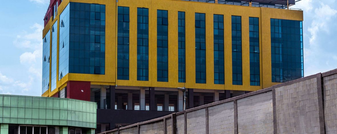 VCON_Market-Plaza-16b-Exterior